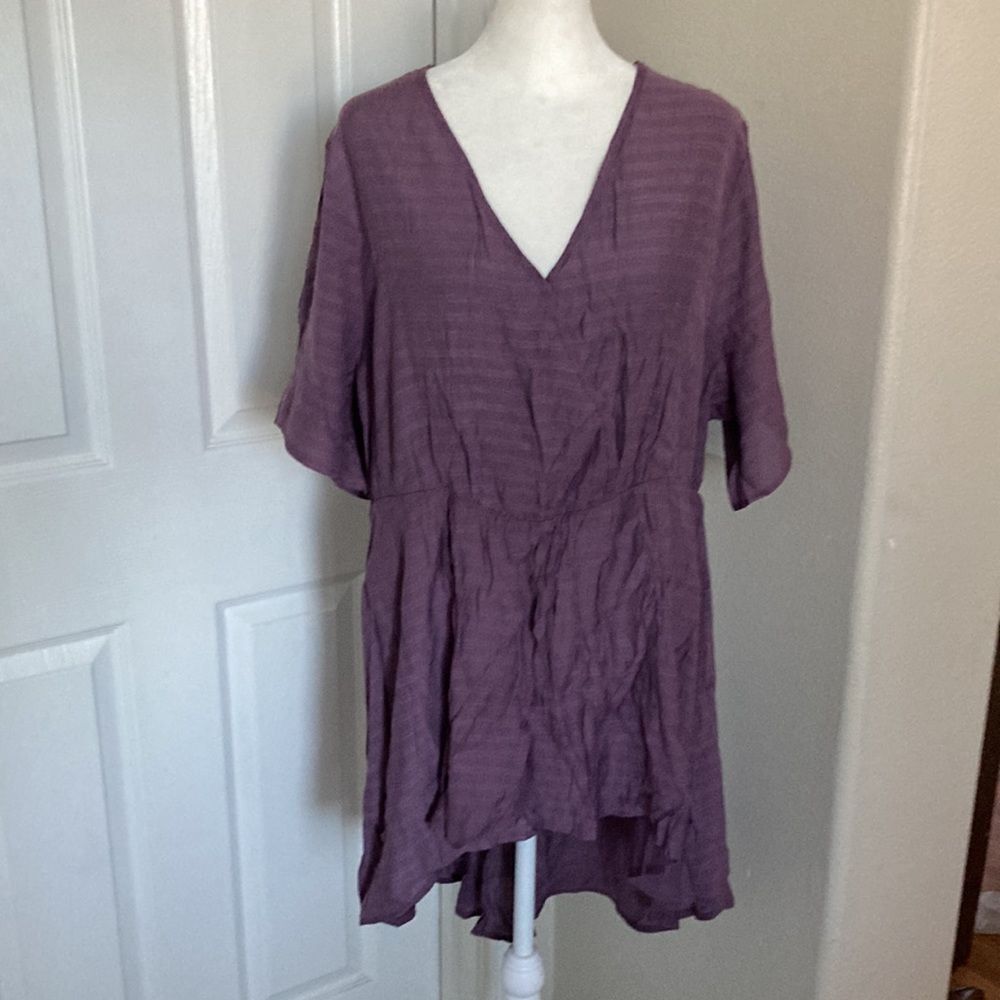 BloomChic Purple High Low Shirt Sz 18-20